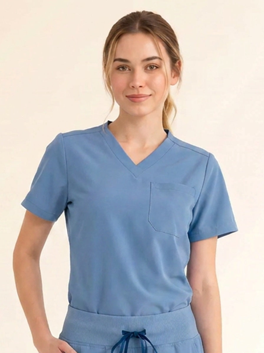 Women Cura Basic Scrub Top