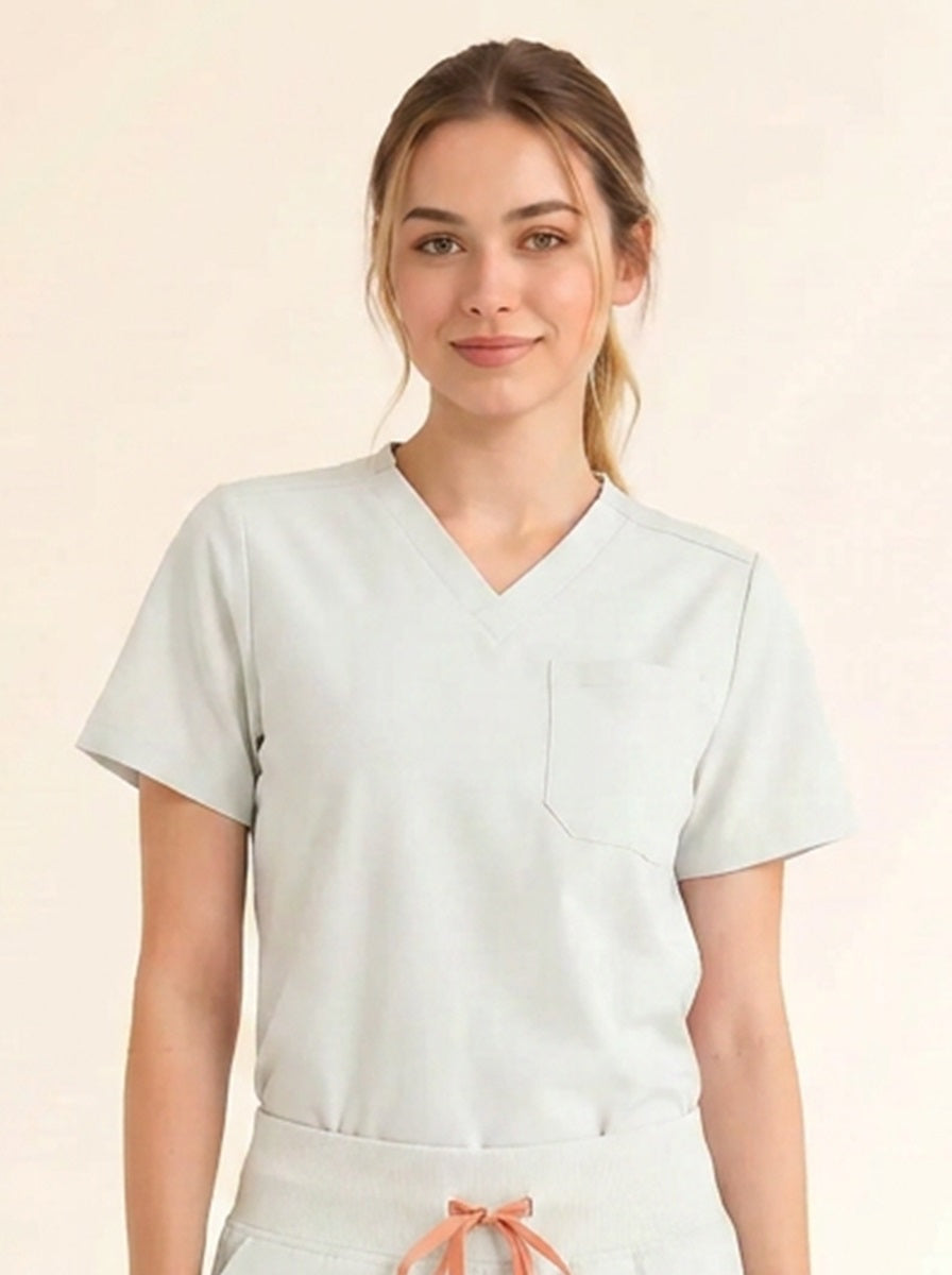 Women Cura Basic Scrub Top