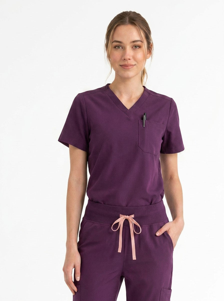 Women's Cura PenSlot Scrub Top