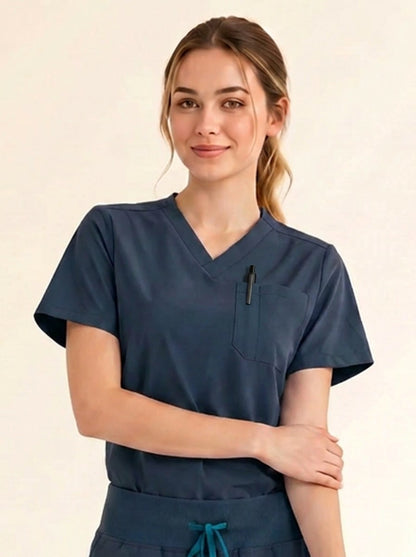 Women's Cura PenSlot Scrub Top