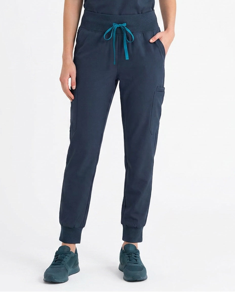 Women Rune Pro Scrub Pant