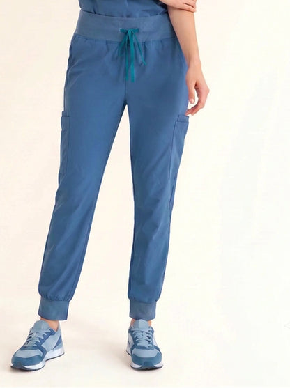 Women Rune Pro Scrub Pant
