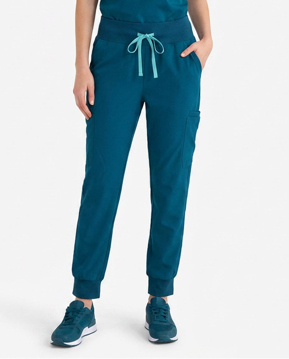 Women Rune Pro Scrub Pant