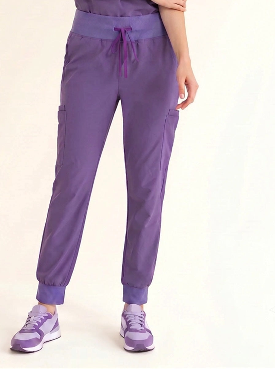 Women Rune Pro Scrub Pant