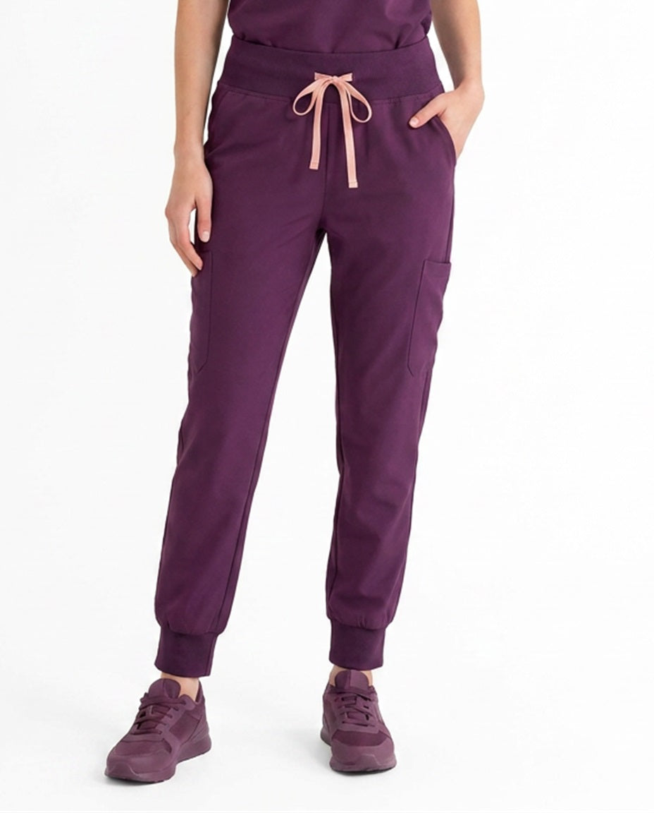 Women Rune Pro Scrub Pant