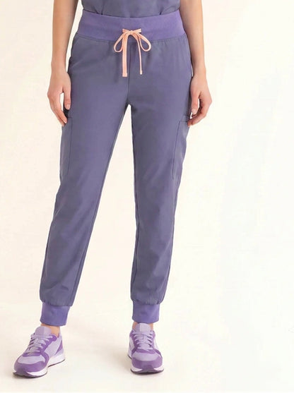 Women Rune Pro Scrub Pant