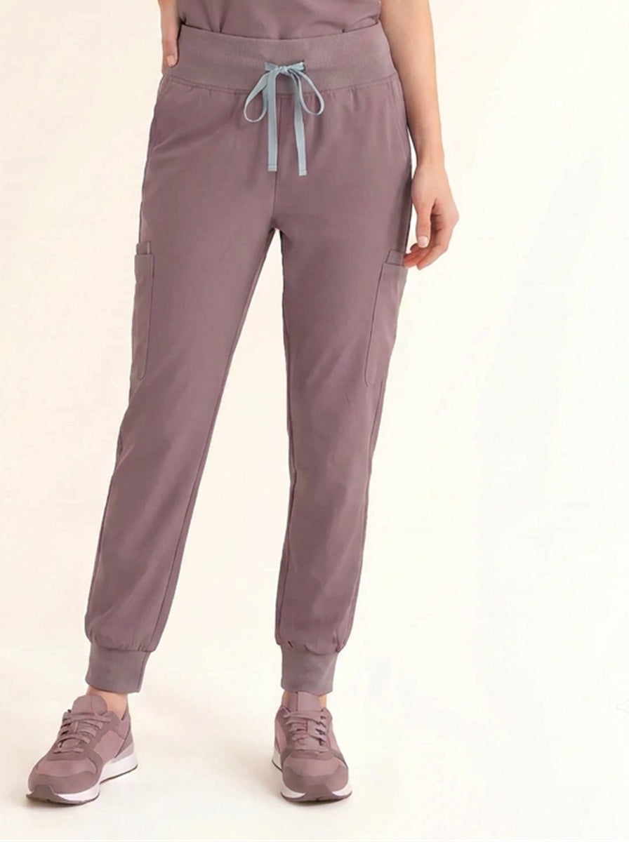 Women Rune Pro Scrub Pant