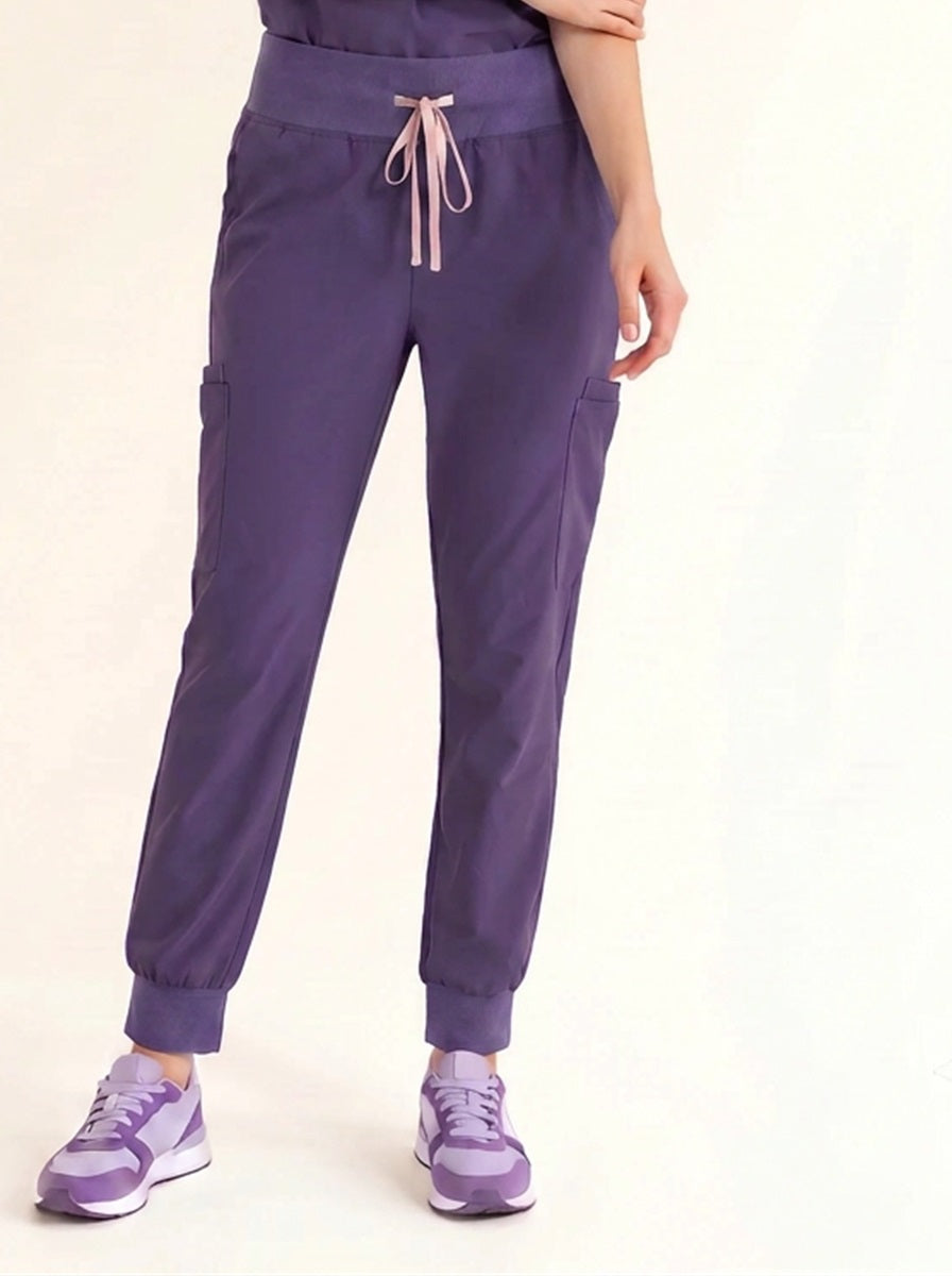 Women Rune Pro Scrub Pant
