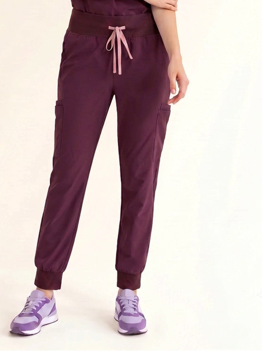Women Rune Pro Scrub Pant