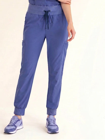 Women Rune Pro Scrub Pant