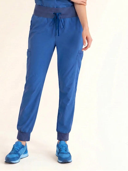 Women Rune Pro Scrub Pant