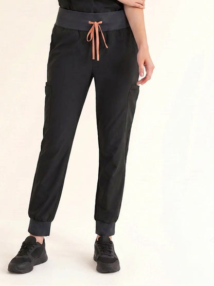 Women Rune Pro Scrub Pant
