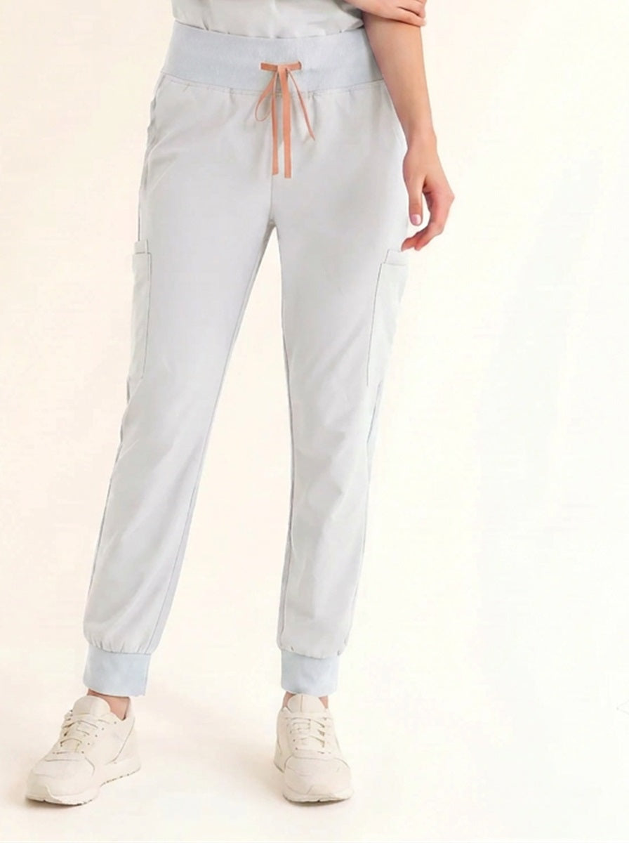 Women Rune Pro Scrub Pant