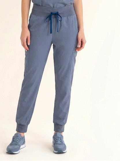 Women Rune Pro Scrub Pant
