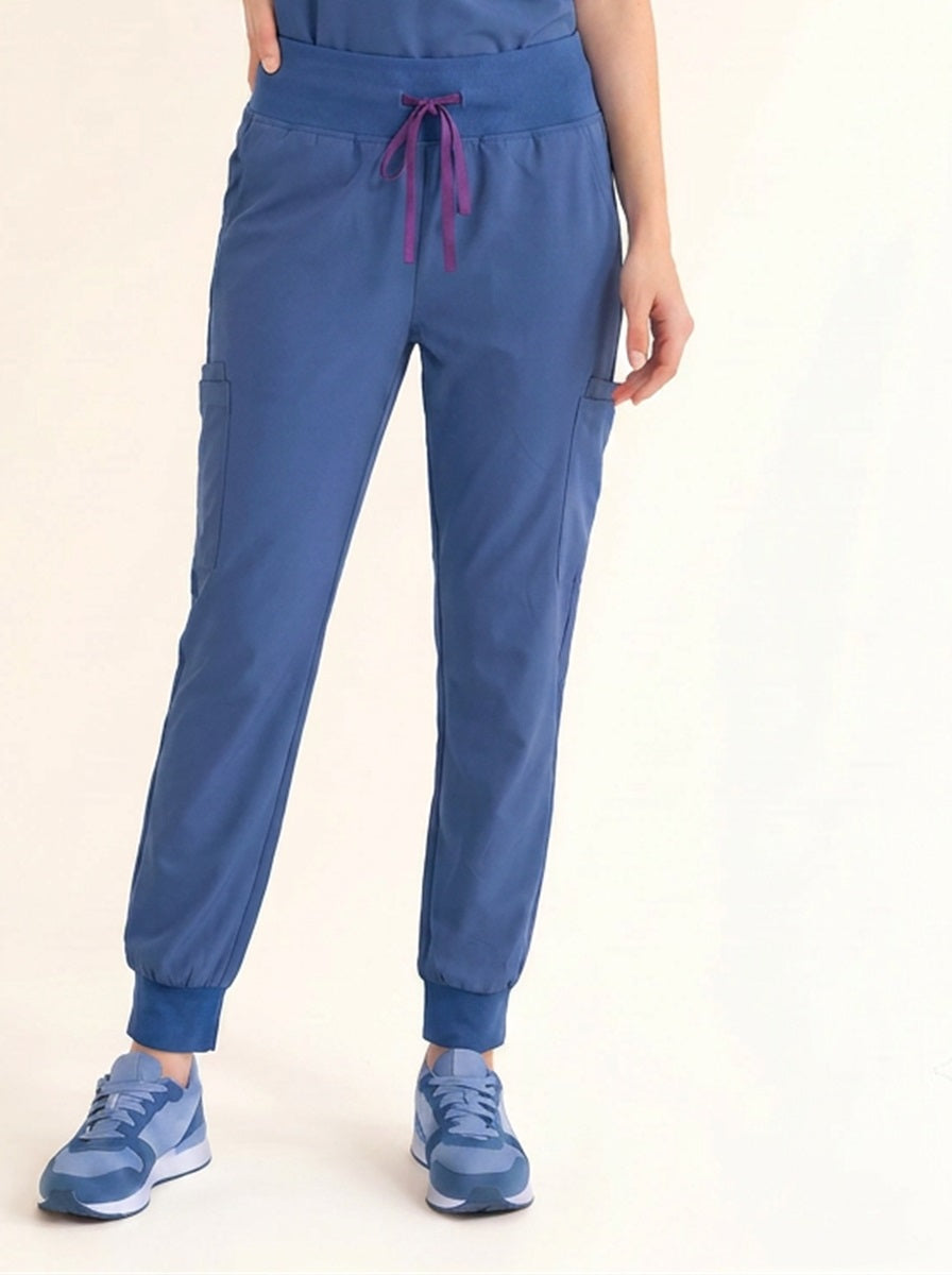 Women Rune Pro Scrub Pant